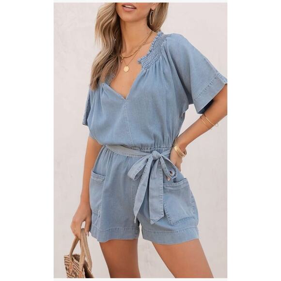 Women Summer Jumpsuit Rompers V Neck Short Sleeve Belt Denim Romper with Pockets - Picture 2 of 3